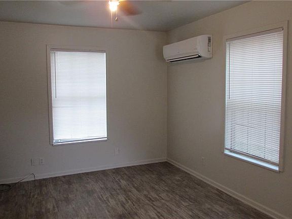 2nd image of 333 Nursery Ln