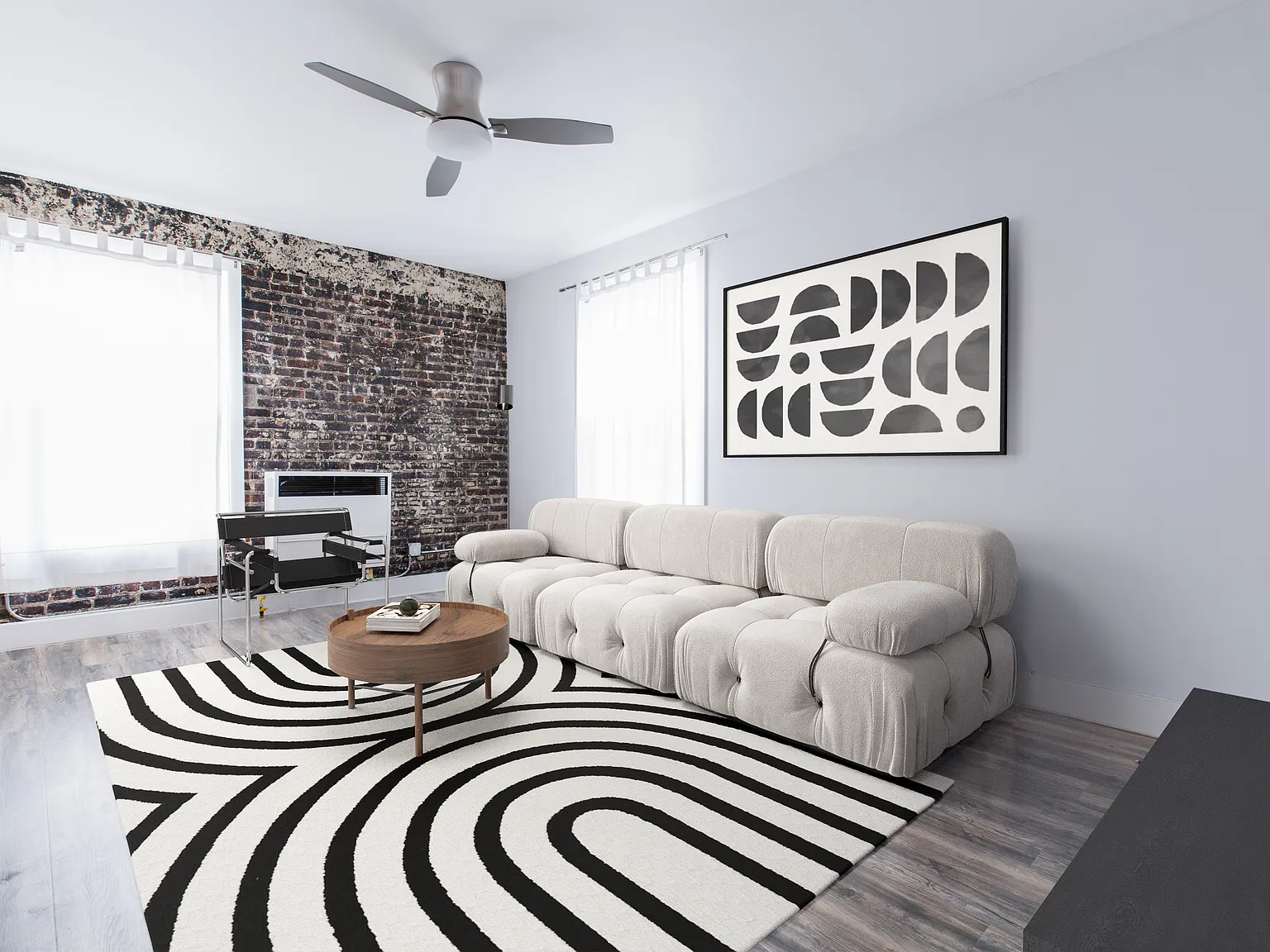 1025 N Serrano Ave — Photo 4