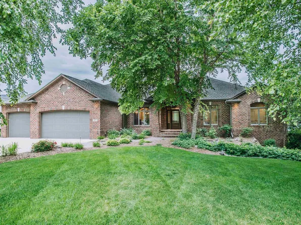 3205 S Nic Ann Ct, Sioux Falls, SD 57103