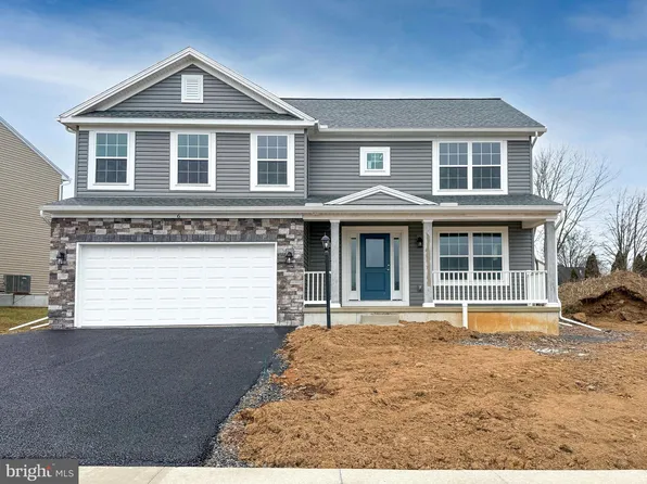 6 Cheltenham Ln, Carlisle, PA 17013