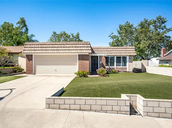 25141 Madeira, Laguna Hills, CA 92653