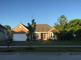 875 Columbia Cir, North Aurora, IL 60542