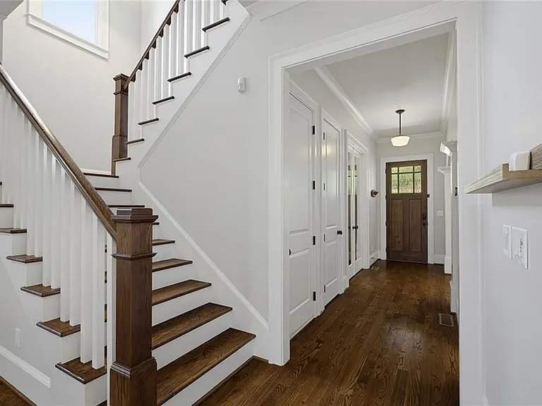 1452 Woodland Hills Dr — Photo 28