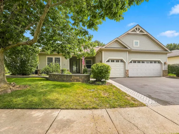 12128 Spring Creek Dr, Huntley, IL 60142