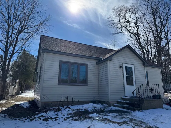 133 W Pine St, Sturgeon Bay, WI 54235