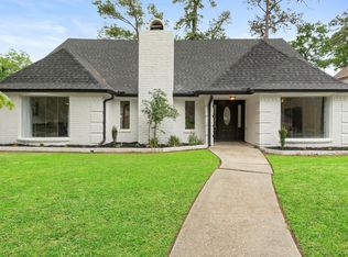 9222 New Forest Rd, Spring, TX 77379