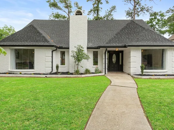 9222 New Forest Rd, Spring, TX 77379
