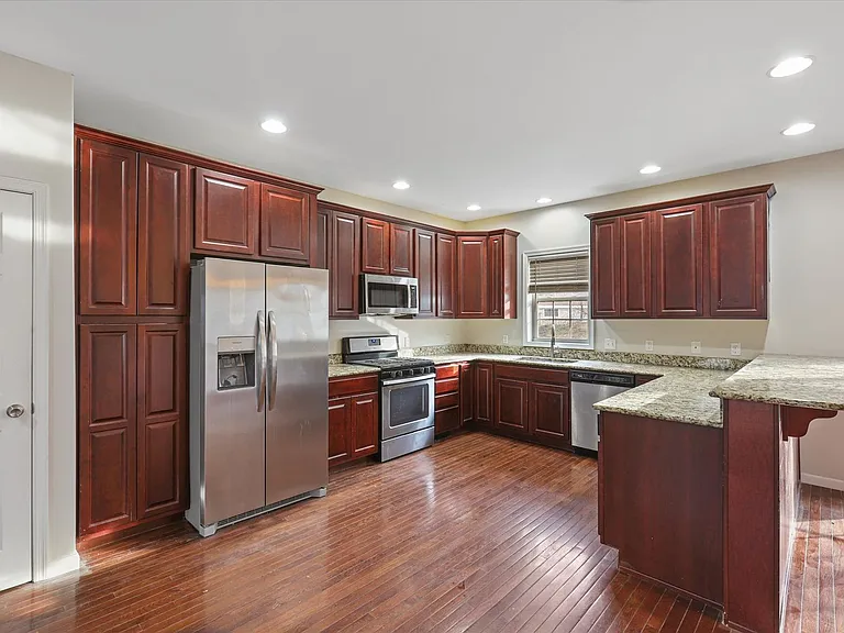 2800 Monticello Ln — Photo 1