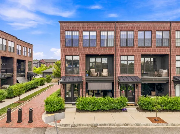 216 Main St, Cranberry Township, PA 16066