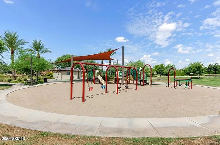 12651 W Blackstone Ln — Photo 32