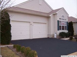 50 Rochford Dr, Manchester, NJ 08759