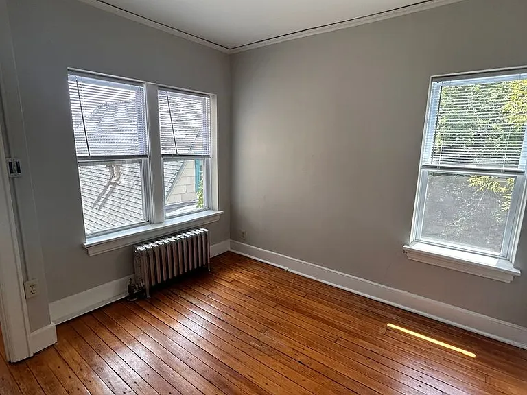 1521 N Franklin Pl — Photo 7