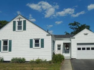 10 Daniel St, New Bedford, MA 02745