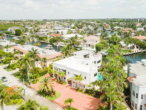 3rd image of 1121 Bel Air Drive