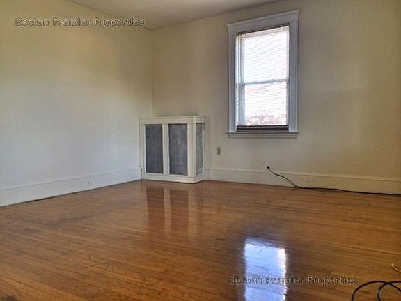 2nd image of 103 West St