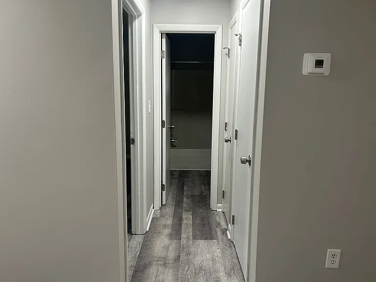 Woodpecker Court Duplexes — Photo 33