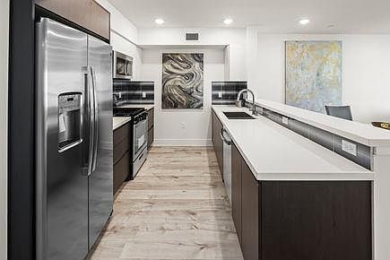 5th image of 10608 Santa Monica Blvd Penthouse 1