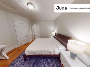 34 Coolidge Rd #B, Allston, MA 02134