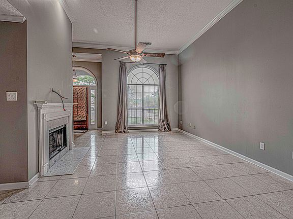 5th image of 588 Pantherburn Cir N