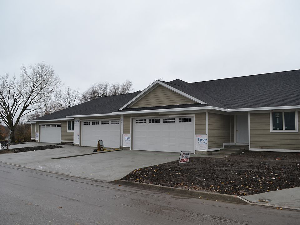 2nd image of 833 Crestview Dr