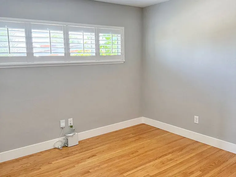 8919 Geraldine Ave — Photo 5