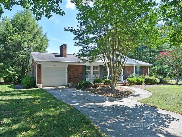 1st image of 615 Georgia Ave