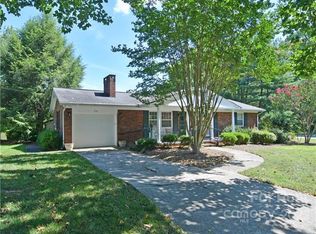 615 Georgia Ave, Statesville, NC 28677