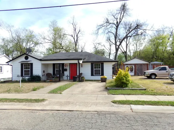 404 E Austin St, Paris, TX 75460