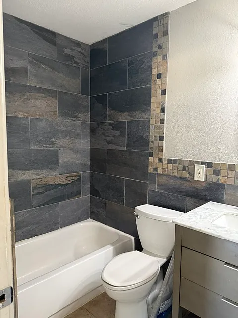 3 bed, 1100 sqft, $1,975 — Photo 4