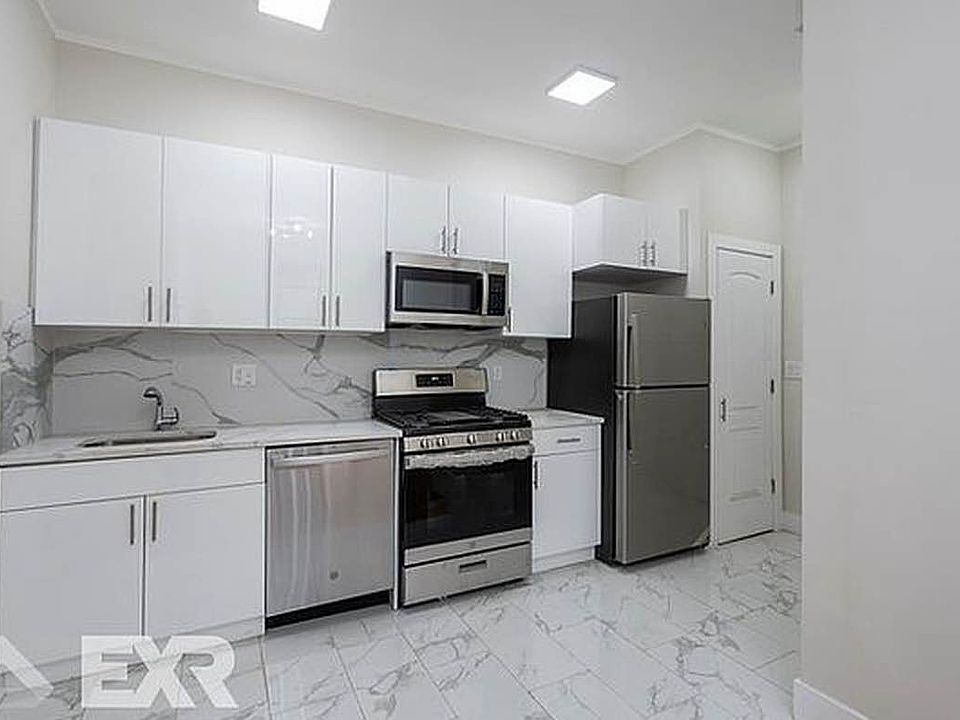 1st image of 647 Courtlandt Ave #5
