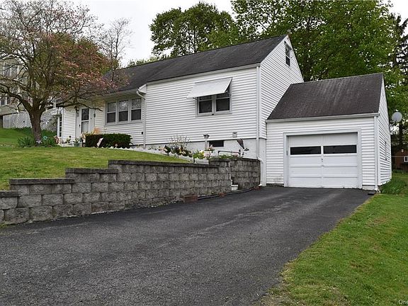 3rd image of 10 Highland Ave