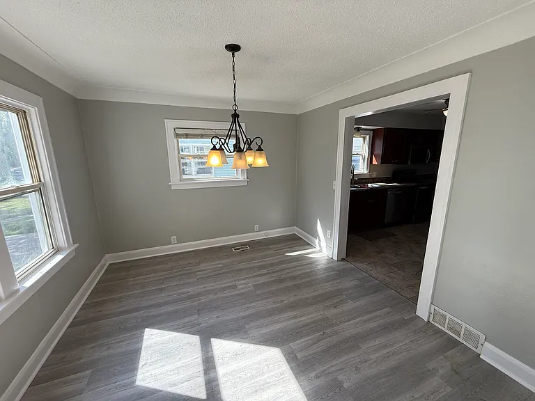 118 W Poinsetta Ave — Photo 6