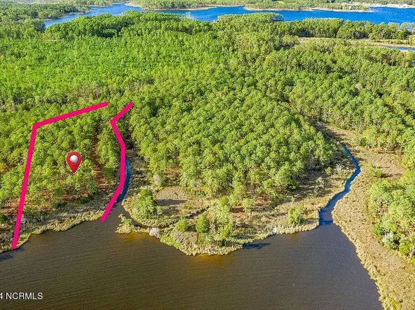 313 Peterson Creek Road, Aurora, NC 27806