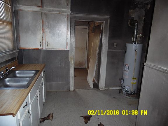 4th image of 1755 Holman Pl