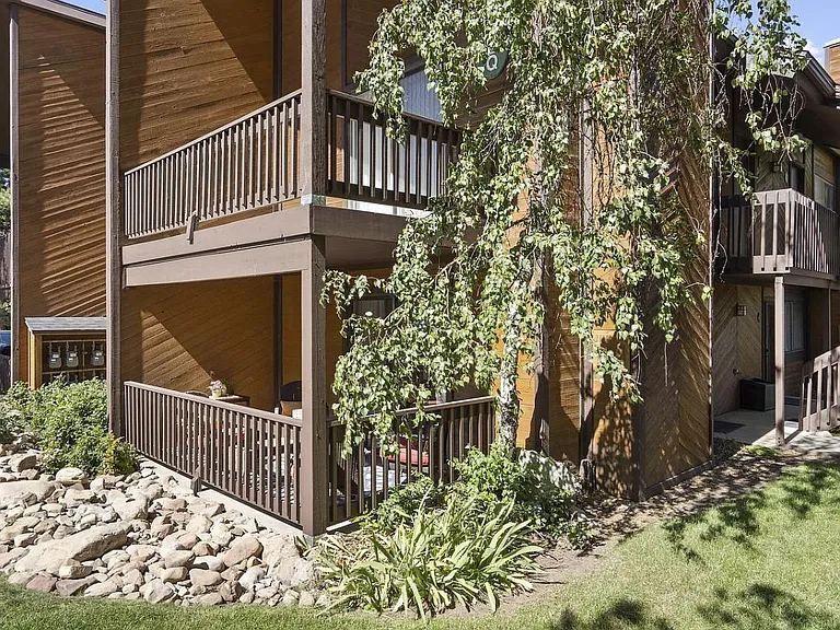 2025 Canyons Resort Dr #Q3 — Photo 12