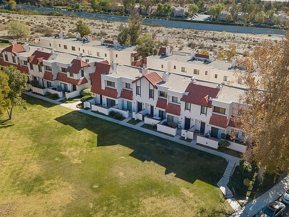 4th image of 27616 Nugget Dr APT 1