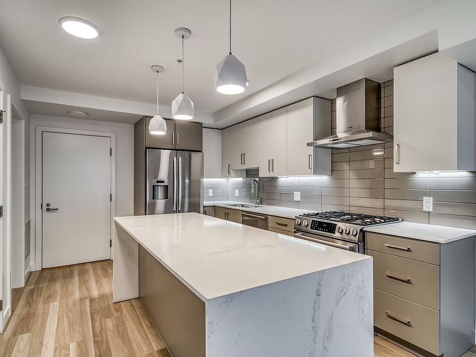 1st image of 2107 34th Ave SW #Penthouse