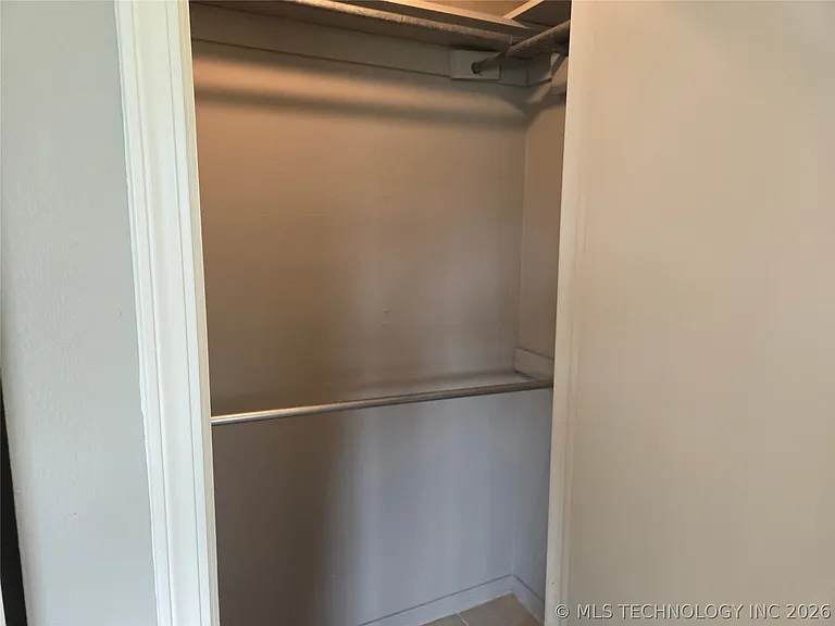 228 E J St — Photo 13