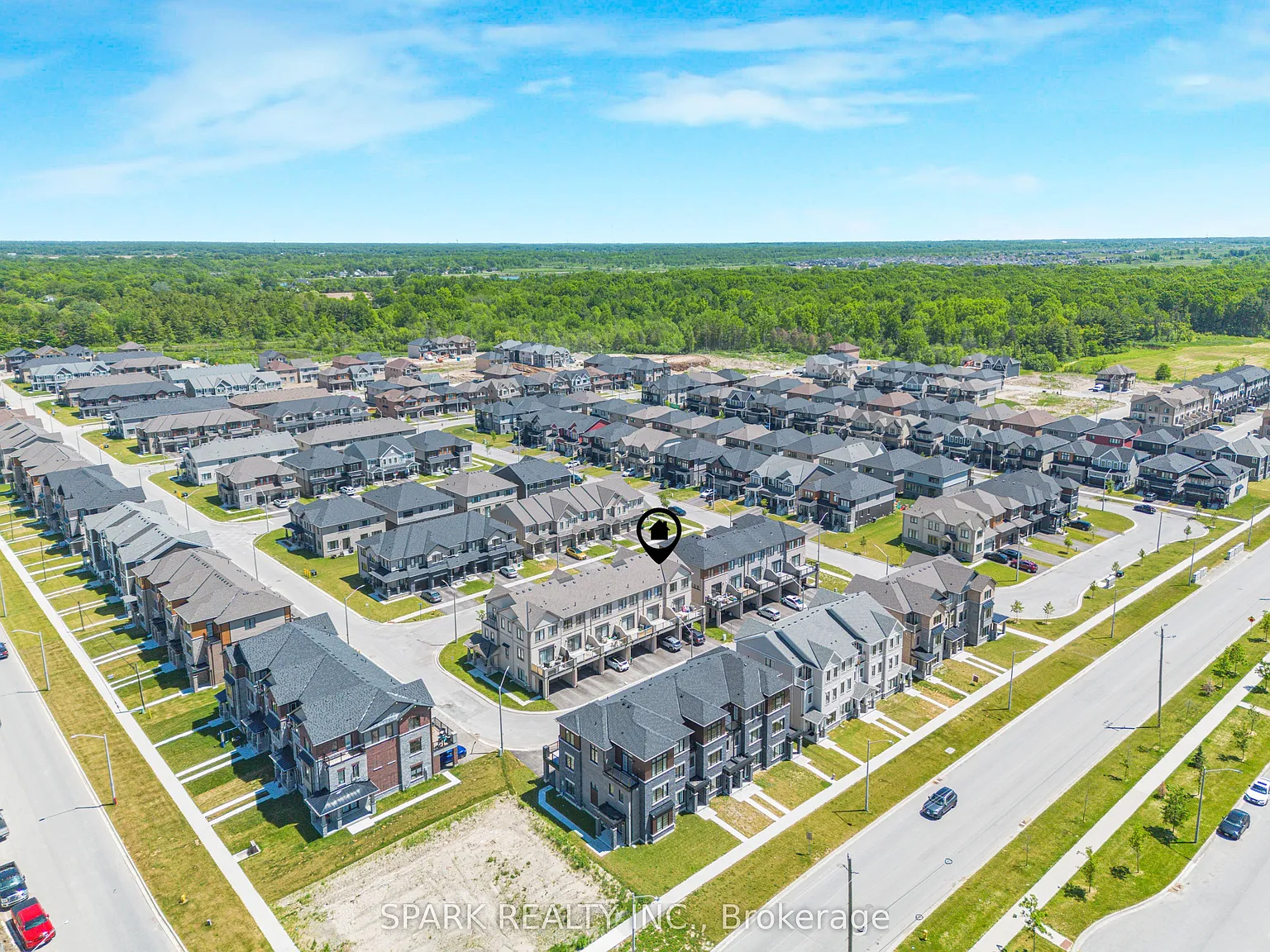 3 bed, $2,549 — Photo 3