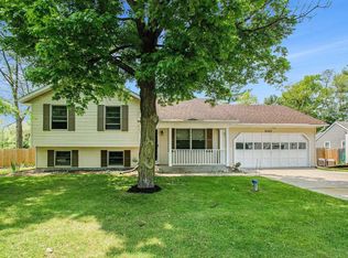 52401 Hollyhock Rd, South Bend, IN 46637