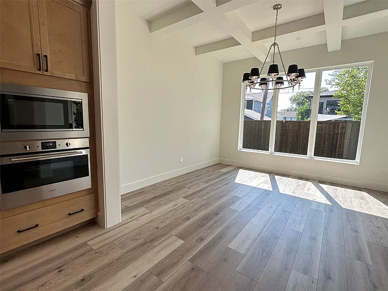3908 Rochelle Dr — Photo 11