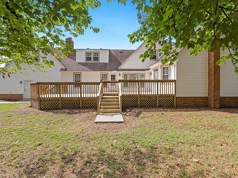 512 Bonsack Ct — Photo 47