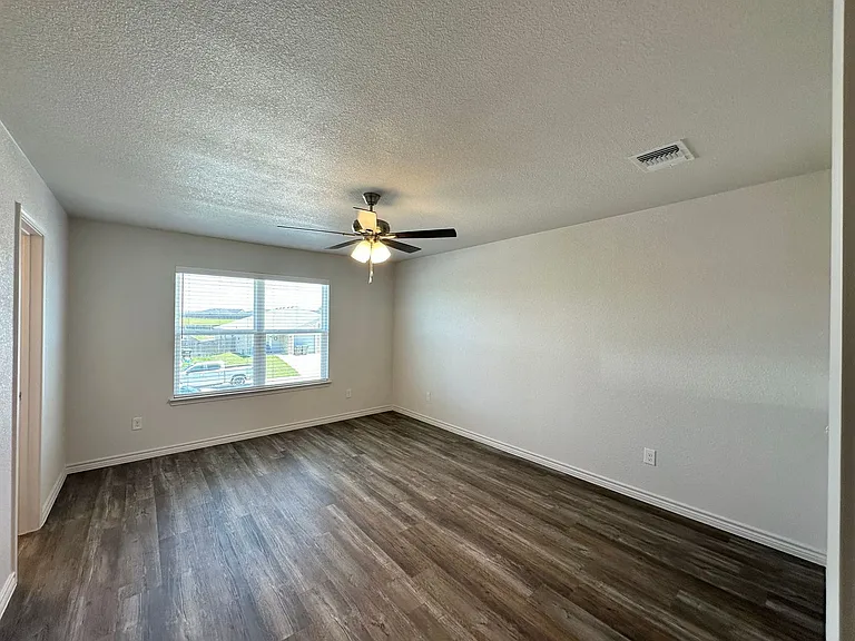222B Dolphin Dr — Photo 18