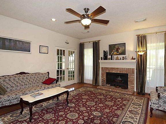 5th image of 13310 Lynnville Dr