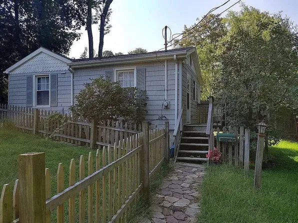 16 Canfield St #B, Budd Lake, NJ 07828