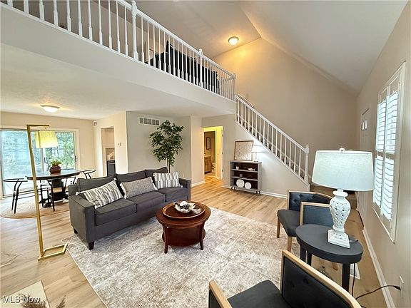 5th image of 3473 E Prescott Cir