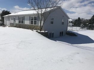 1321 Royal Ct, Hastings, MI 49058