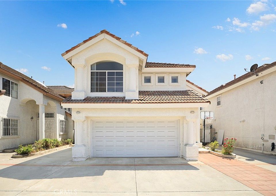 1st image of 3486 Whistler Ave