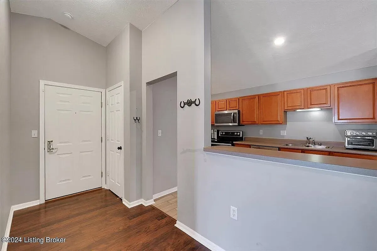 3 bed, 1507 sqft, $1,700 — Photo 2