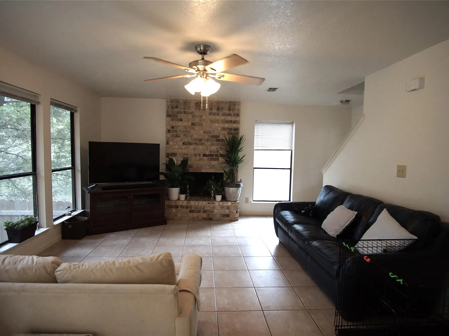 2 bed, 2.5 bath, 1143 sqft, $2,200 — Photo 4